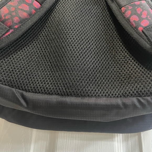 $5 SALE Basketball backpack. Rose, black, & purple print.  EUC - Picture 7 of 9